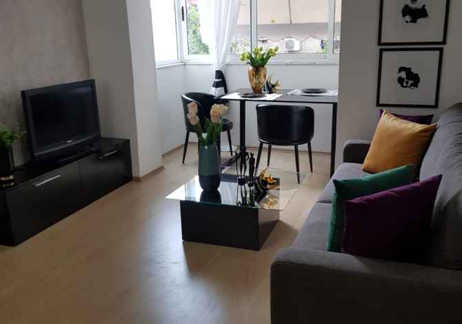 Shtepi ne shitje 2+1 ne Tirane - 80,000 Euro