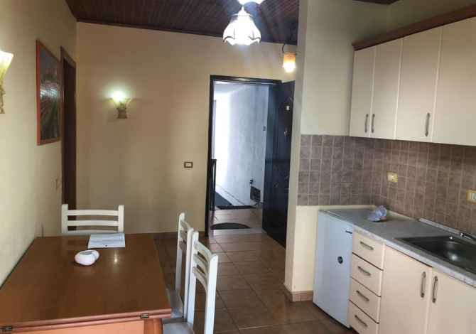 Shtepi me qera 1+1 ne Tirane - 400 Euro