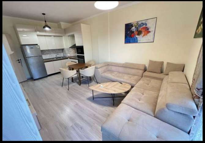 Shtepi me qera 1+1 ne Tirane - 420 Euro