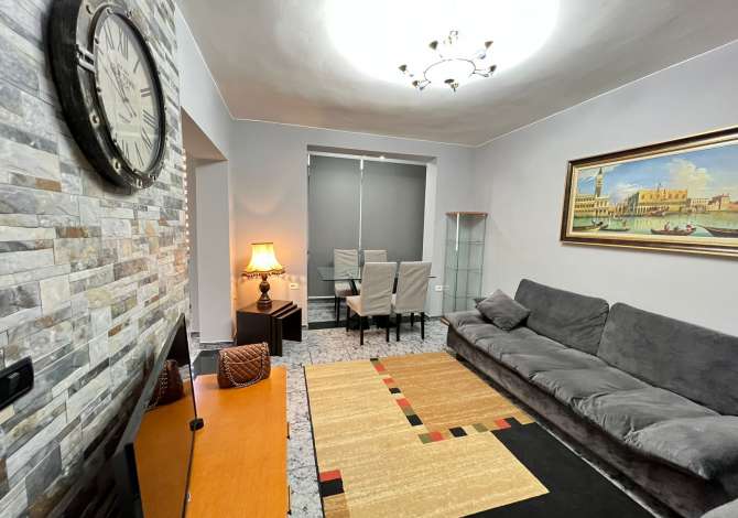Shtepi me qera 2+1 ne Tirane - 450 Euro