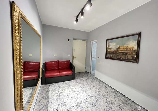 Shtepi me qera Apartament ne Tirane, 2+1, Mobilimi E mobiluar, Pagesa 450  Euro.