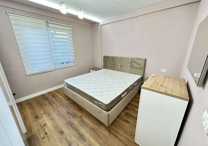 Shtepi ne shitje Apartament ne Tirane, 3+1, Mobilimi E mobiluar, Pagesa 189,000  Euro.
