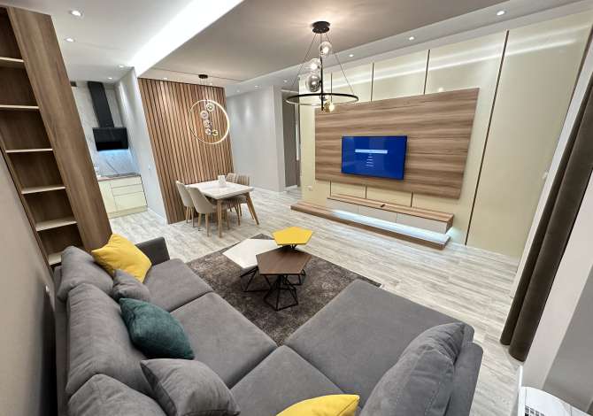 Shtepi me qera 2+1 ne Tirane - 1,000 Euro