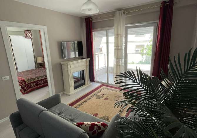 Shtepi me qera 2+1 ne Tirane - 550 Euro