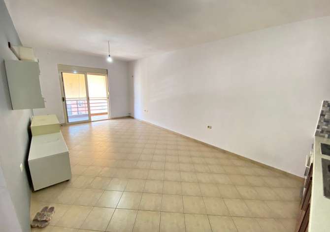 Shtepi me qera 2+1 ne Tirane - 350 Euro