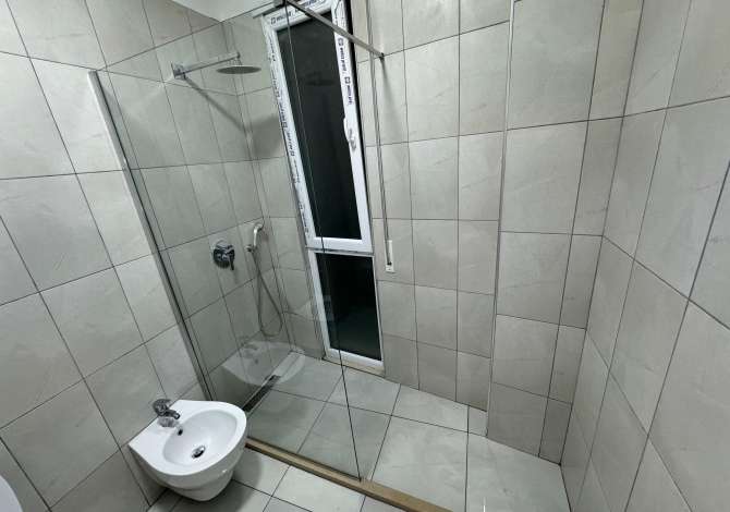 Shtepi ne shitje Apartament ne Tirane, 1+1, Mobilimi E mobiluar, Pagesa 142,400  Euro.