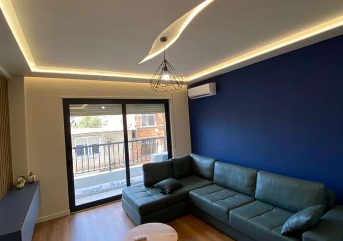 Shtepi me qera Apartament ne Tirane, 1+1, Mobilimi E mobiluar, Pagesa 800  Euro.