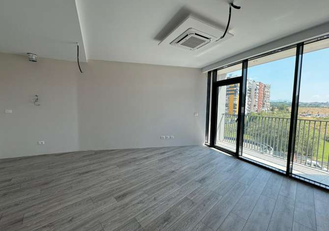 Ambient biznesi me qera 3+1 ne Tirane - 1,300 Euro