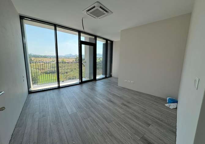 Ambient biznesi me qera 3+1 ne Tirane - 1,300 Euro
