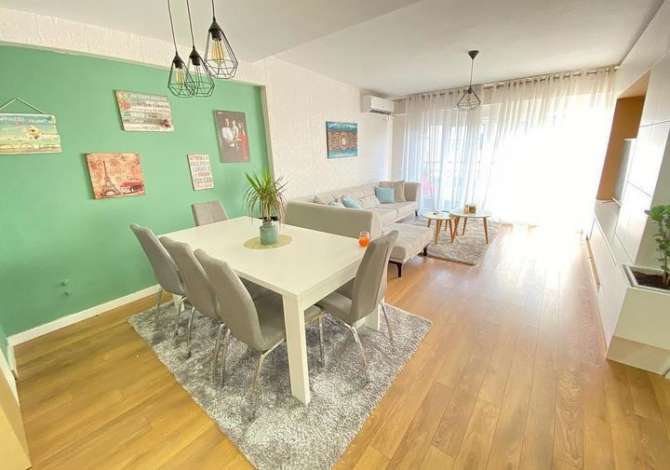Shtepi me qera 2+1 ne Tirane - 800 Euro