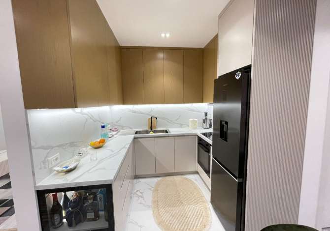 Shtepi me qera 2+1 ne Tirane - 800 Euro