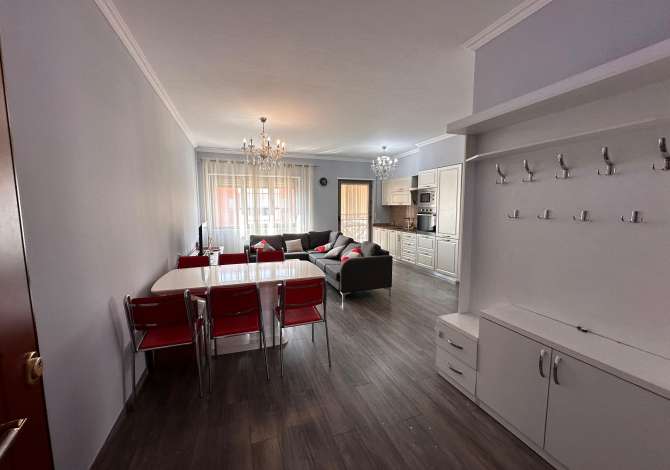 Casa in affitto 3+1 a Tirana - 1,000 Euro