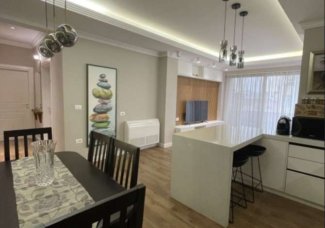 Shtepi me qera Apartament ne Tirane, 2+1, Mobilimi E mobiluar, Pagesa 750  Euro.