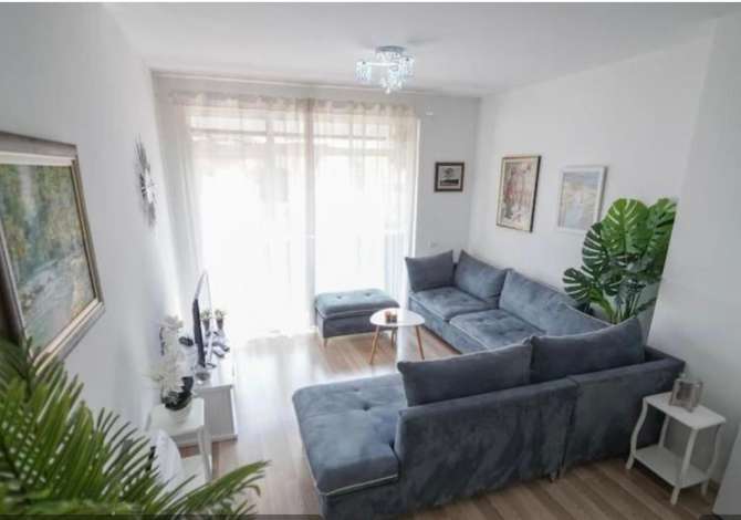 Shtepi me qera 1+1 ne Tirane - 750 Euro
