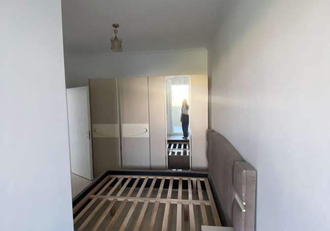 Shtepi me qera 2+1 ne Tirane - 550 Euro