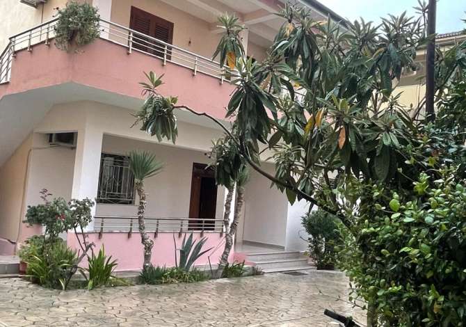 Shtepi me qera 2+1 ne Tirane - 400 Euro