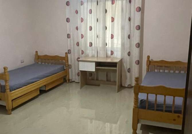 Shtepi me qera 2+1 ne Tirane - 400 Euro