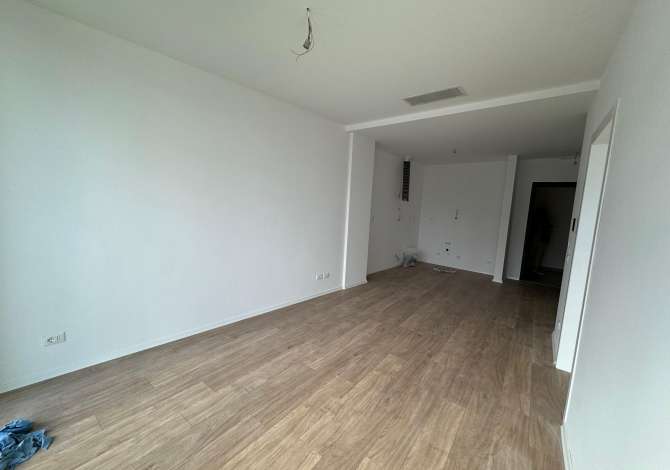  Apartament me qira per Zyre 1+1 Me 1 Tualet  + poste parkingu 📍 Lake View Residence 💶 Cmimi 800