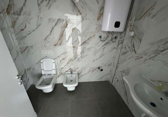  Apartament me qira per Zyre 1+1 Me 1 Tualet  + poste parkingu 📍 Lake View Residence 💶 Cmimi 800