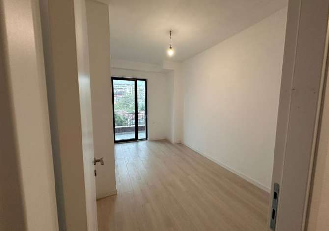 Ambient biznesi me qera 3+1 ne Tirane - 750 Euro