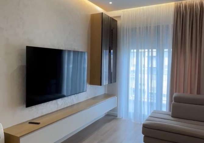 Casa in affitto 2+1 a Tirana - 1,000 Euro