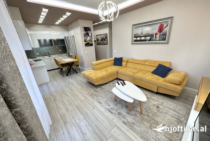 Shtepi me qera Apartament ne Tirane, 1+1, Mobilimi E mobiluar, Pagesa 500  Euro.