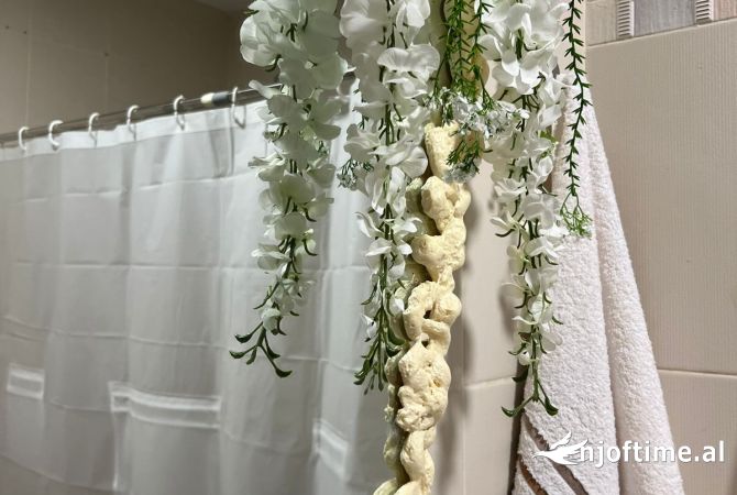 Shtepi me qera Apartament ne Tirane, 2+1, Mobilimi E mobiluar, Pagesa 65,000  Leke.