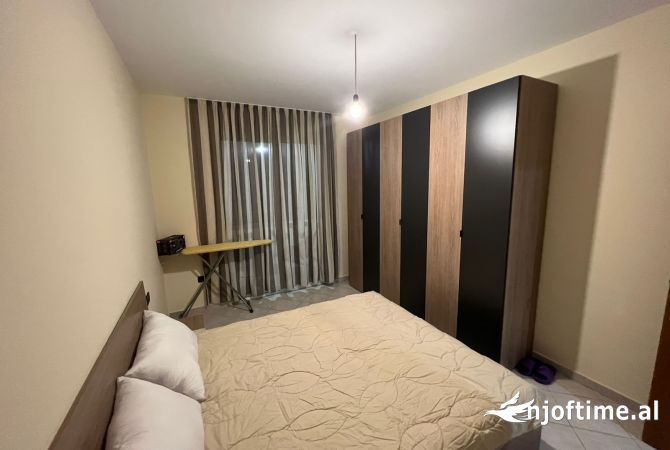 Shtepi me qera 1+1 ne Tirane - 47,000 Leke