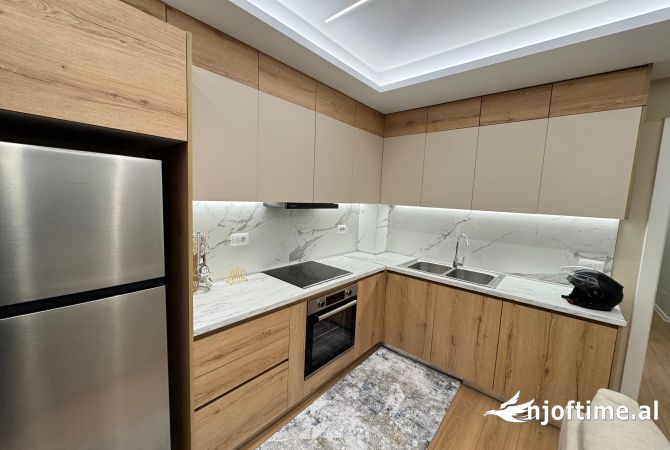 Shtepi me qera Apartament ne Tirane, 2+1, Mobilimi E mobiluar, Pagesa 750  Euro.