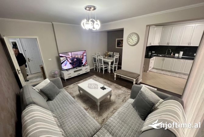 Shtepi ne shitje 2+1 ne Tirane - 265,000 Euro