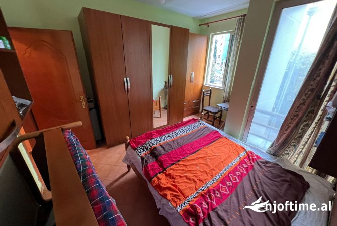 Shtepi me qera Apartament ne Tirane, 1+1, Mobilimi E mobiluar, Pagesa 40,000  Leke.