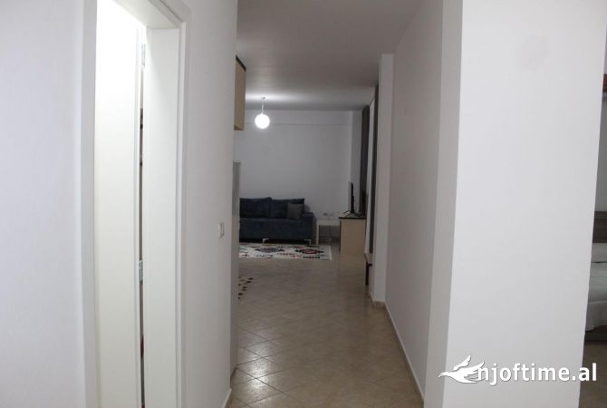 Shtepi me qera 2+1 ne Tirane - 600 Euro