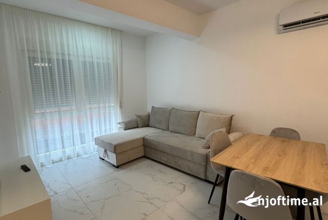 Shtepi me qera 1+1 ne Tirane - 450 Euro