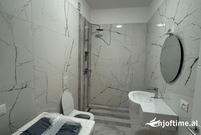 Shtepi me qera 1+1 ne Tirane - 450 Euro