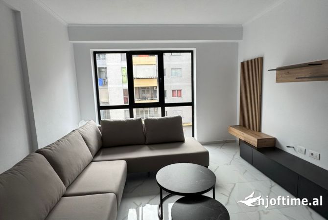 Shtepi me qera 1+1 ne Tirane - 450 Euro