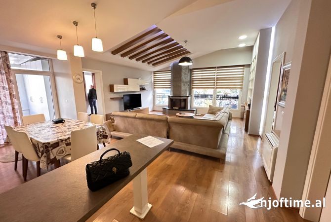 Casa in affitto 4+1 a Tirana - 1,100,000 Leke