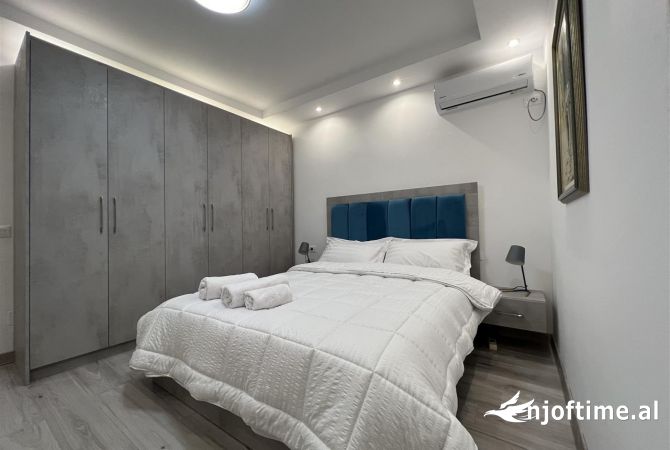 Shtepi me qera 2+1 ne Tirane - 1,200 Euro