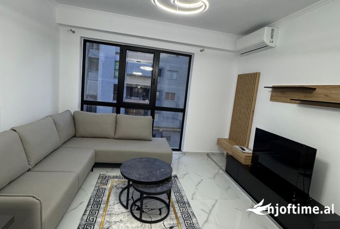 Shtepi me qera 1+1 ne Tirane - 450 Euro