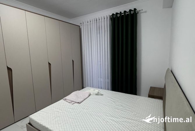 Shtepi me qera 1+1 ne Tirane - 450 Euro