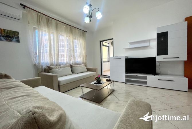 Shtepi ne shitje Apartament ne Tirane, 2+1, Mobilimi E mobiluar, Pagesa 208,800  Euro.