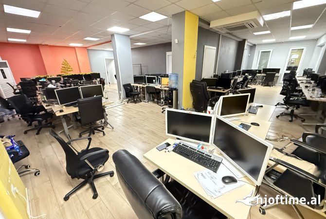 Ambient biznesi me qera 3+1 ne Tirane - 7,000 Euro