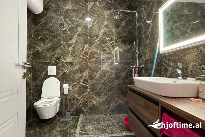 Shtepi ne shitje 1+1 ne Tirane - 160,000 Euro