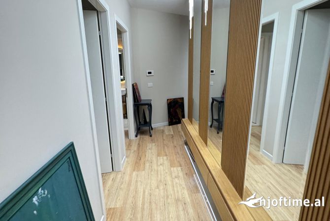 Shtepi me qera Apartament ne Tirane, 2+1, Mobilimi E mobiluar, Pagesa 1,000  Euro.