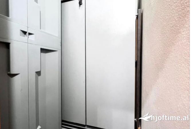 Shtepi me qera Apartament ne Tirane, 2+1, Mobilimi E mobiluar, Pagesa 1,100  Euro.