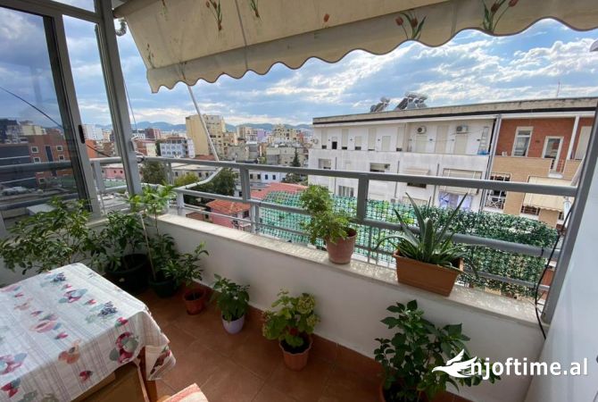 Shtepi me qera Apartament ne Tirane, 2+1, Mobilimi E mobiluar, Pagesa 600  Euro.