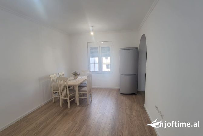 Shtepi ne shitje 1+1 ne Tirane - 135,000 Euro