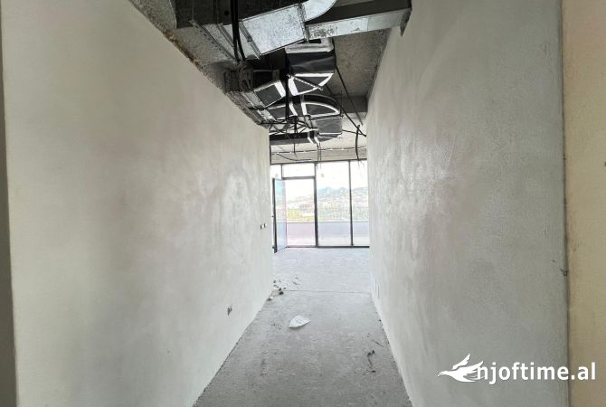 Shtepi ne shitje 4+1 ne Tirane - 950,000 Euro