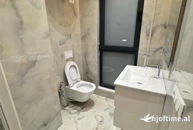 Shtepi me qera 3+1 ne Tirane - 1,000 Euro