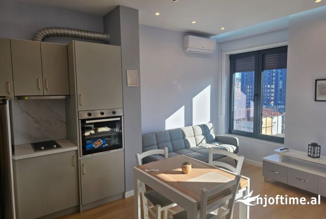 Shtepi me qera Apartament ne Tirane, 1+1, Mobilimi E mobiluar, Pagesa 65,000  Leke.