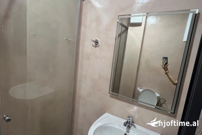 Shtepi me qera 1+1 ne Tirane - 500 Euro